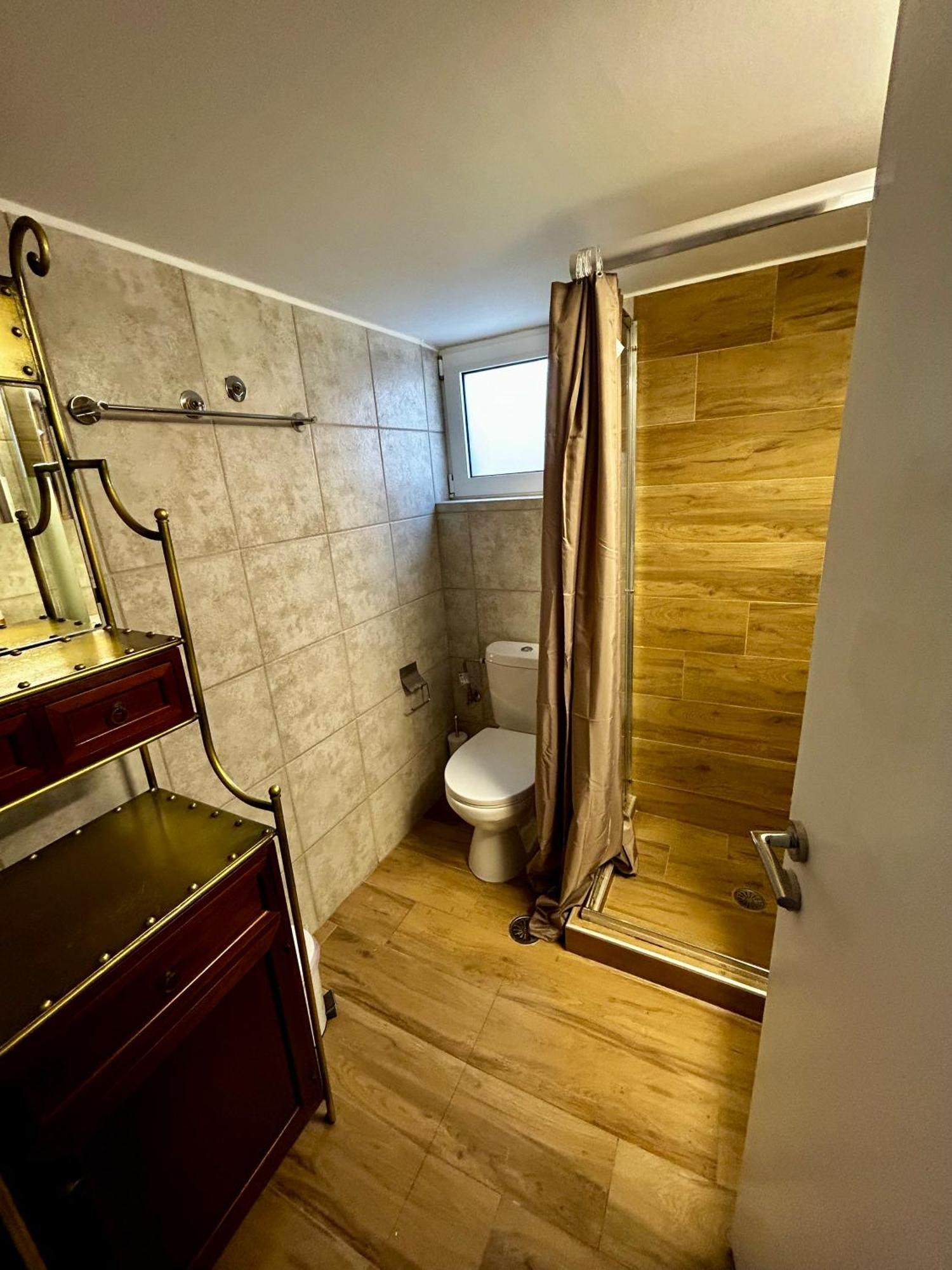 Flower House In Koropi-Near Airport Екстер'єр фото